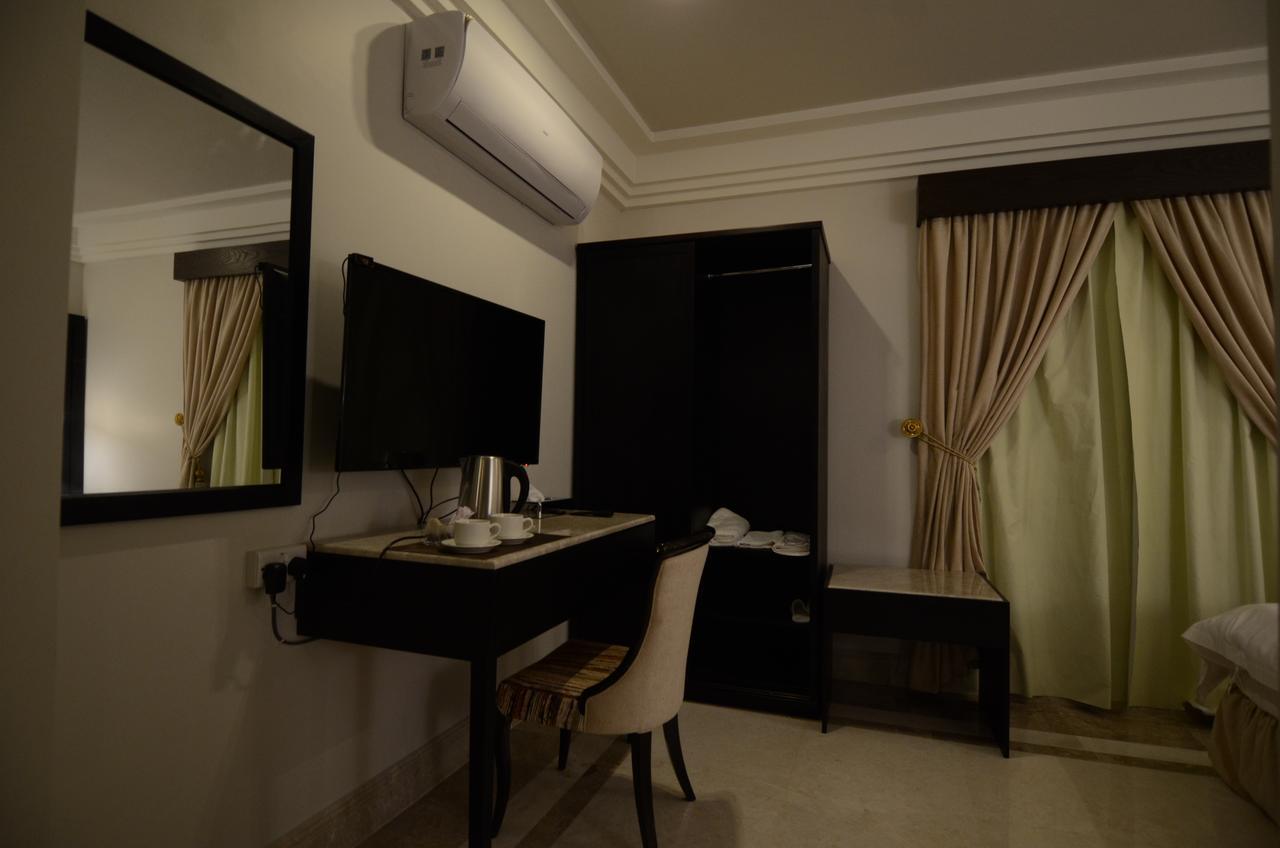 Al Joory Suites Hotel Khafji 외부 사진